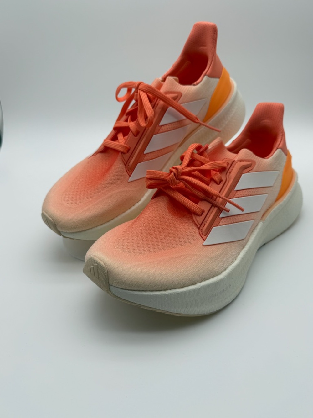 adidas Ultraboost 5X Women’s Running Shoes Orange White NWT JR0533 Size 10